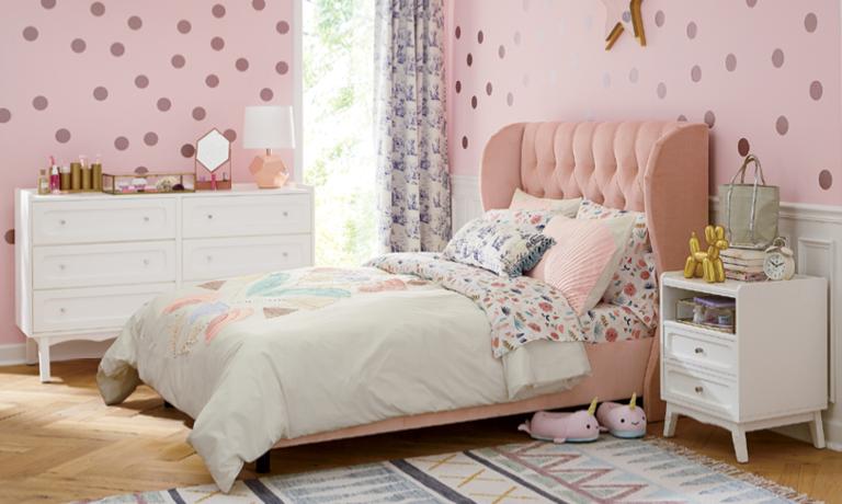 Girly Pink Bedroom | Crate &amp; Kids