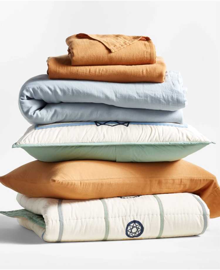 Crate and barrel outlet baby bedding