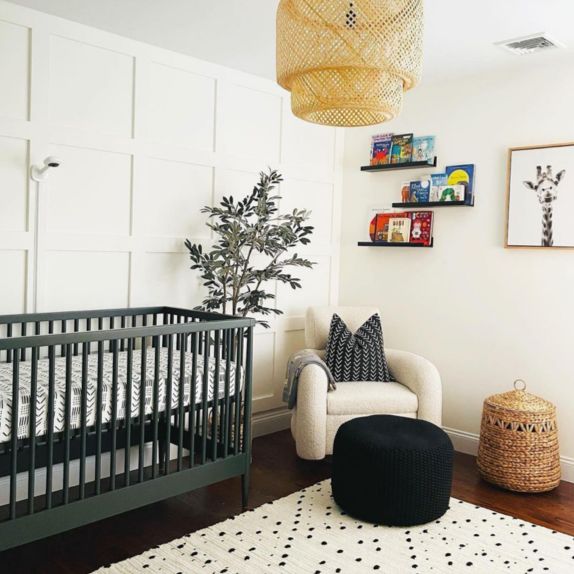 Black and white nursery new arrivals rug